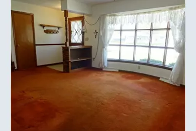 615  Rohda Dr, Racine, WI 53185 - Photo 11
