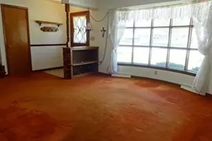 615 Rohda Dr, Racine, WI 53185 - Photo 11