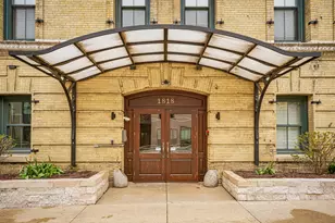 1818 N Water St, Milwaukee, WI 53202 - Photo 3