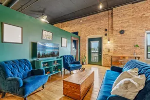 1818 N Water St, Milwaukee, WI 53202 - Photo 7