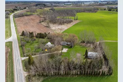 7047 W Custer St, Manitowoc, WI 54220 - Photo 69