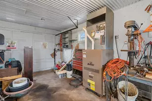 7047 W Custer St, Manitowoc, WI 54220 - Photo 31