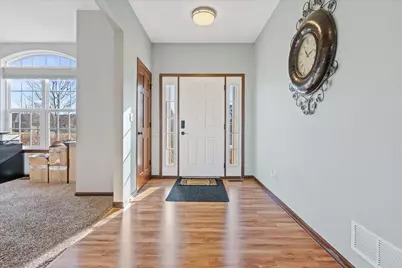 N42W22770  Beacon Ct, Pewaukee, WI 53072 - Photo 17
