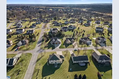 N42W22770  Beacon Ct, Pewaukee, WI 53072 - Photo 57