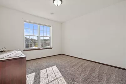 N42W22770  Beacon Ct, Pewaukee, WI 53072 - Photo 31