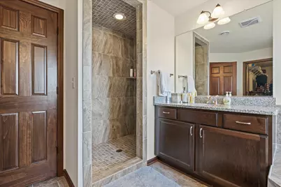 N42W22770  Beacon Ct, Pewaukee, WI 53072 - Photo 27