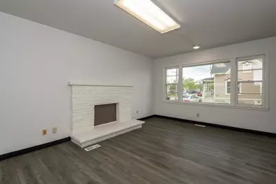 208  Wright St, Waukesha, WI 53186 - Photo 35