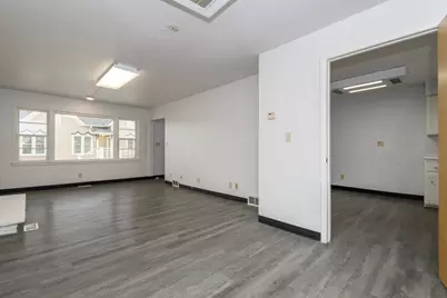 208  Wright St, Waukesha, WI 53186 - Photo 7