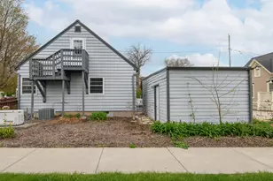 208 Wright St, Waukesha, WI 53186 - Photo 31