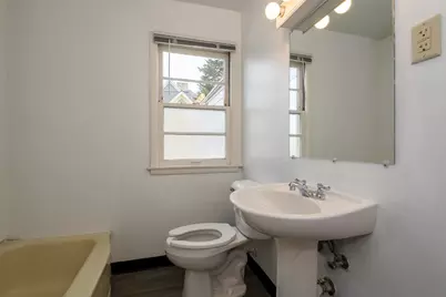 208  Wright St, Waukesha, WI 53186 - Photo 45