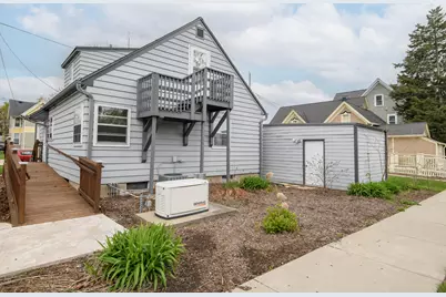 208  Wright St, Waukesha, WI 53186 - Photo 61