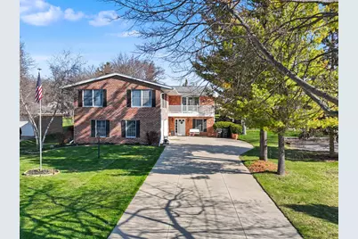 25922 W Loomis Rd, Racine, WI 53185 - Photo 3