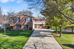25922 W Loomis Rd, Racine, WI 53185 - Photo 3