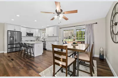 25922 W Loomis Rd, Racine, WI 53185 - Photo 9