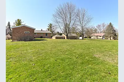 25922 W Loomis Rd, Racine, WI 53185 - Photo 45