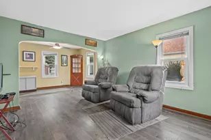 2617 S 99th St, West Allis, WI 53227 - Photo 5