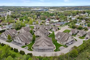 1351 Rose Ct, Waukesha, WI 53186 - Photo 37