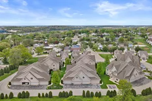 1351 Rose Ct, Waukesha, WI 53186 - Photo 39