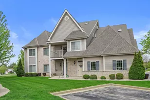 1351 Rose Ct, Waukesha, WI 53186 - Photo 33