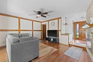 524 E Forest Hill Ave, Oak Creek, WI 53154 - Photo 3