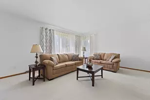 524 E Forest Hill Ave, Oak Creek, WI 53154 - Photo 5