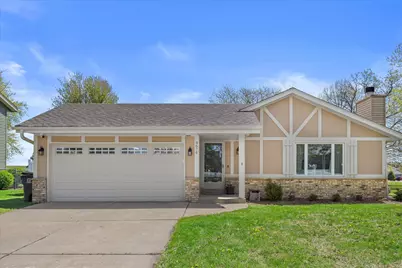 8674 S Wildwood Dr, Oak Creek, WI 53154 - Photo 35