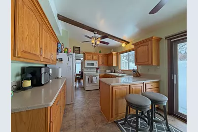 N97W21763  White Horse Dr, Germantown, WI 53017 - Photo 9