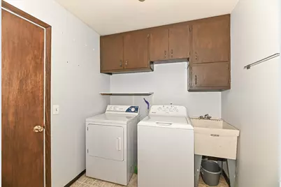 503  Paul St, Racine, WI 53105 - Photo 23