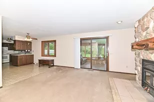 503 Paul St, Racine, WI 53105 - Photo 5