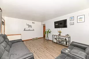 5416 S Elaine Ave, Cudahy, WI 53110 - Photo 13