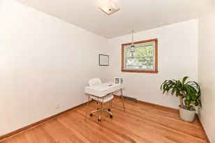 5416 S Elaine Ave, Cudahy, WI 53110 - Photo 23