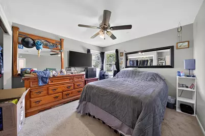 823  Tyler Rd, Howards Grove, WI 53083 - Photo 9