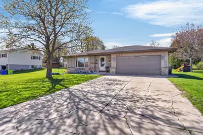 823  Tyler Rd, Howards Grove, WI 53083 - Photo 1