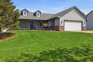1140 Ellys Way, Slinger, WI 53086 - Photo 1