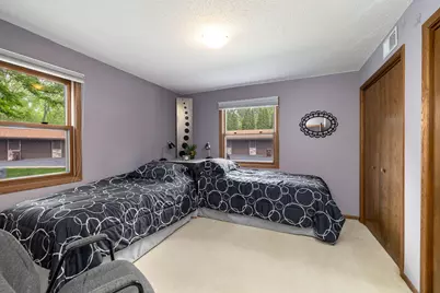 1341  Lauderdale Pl, Onalaska, WI 54650 - Photo 11