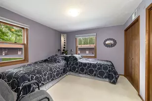 1341 Lauderdale Pl, Onalaska, WI 54650 - Photo 11