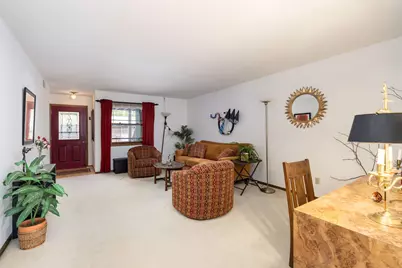 1341  Lauderdale Pl, Onalaska, WI 54650 - Photo 3