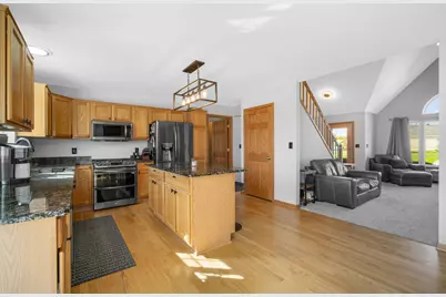 W143N9776  Ridgewood Ln, Germantown, WI 53022 - Photo 11