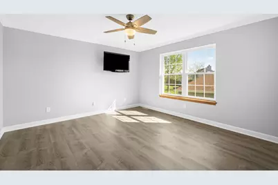 W143N9776  Ridgewood Ln, Germantown, WI 53022 - Photo 17