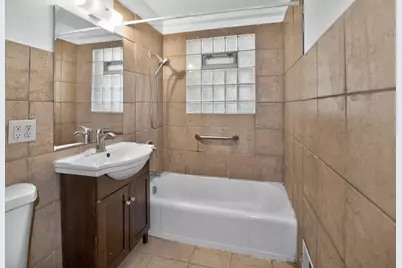 10117 W Cleveland Ave #10119, West Allis, WI 53227 - Photo 5