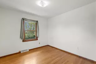 1123 Palamino Dr, Racine, WI 53402 - Photo 17