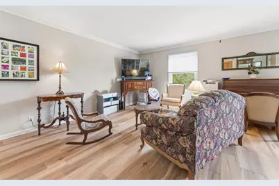 8831 W Hawthorne Ave #8833, Wauwatosa, WI 53226 - Photo 21