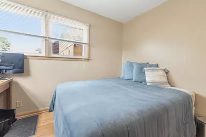 8831 W Hawthorne Ave #8833, Wauwatosa, WI 53226 - Photo 15