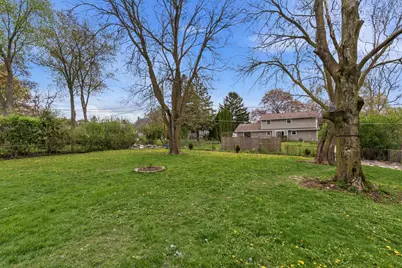 1666  Dellwood Ct, Grafton, WI 53024 - Photo 29