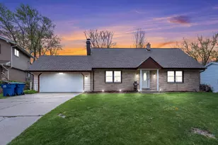 1666 Dellwood Ct, Grafton, WI 53024 - Photo 1