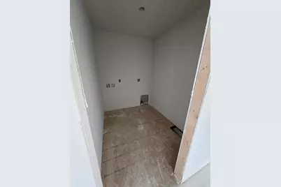 630  Harvest Ln, Hartford, WI 53027 - Photo 7