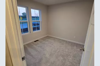 630  Harvest Ln, Hartford, WI 53027 - Photo 13