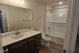 630 Harvest Ln, Hartford, WI 53027 - Photo 11