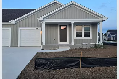 636  Harvest Ln, Hartford, WI 53027 - Photo 1