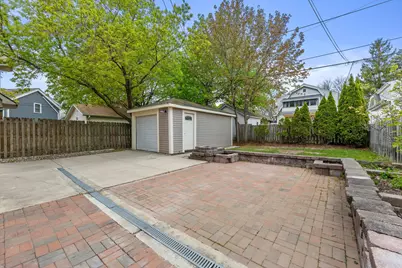 4213 N Larkin St, Shorewood, WI 53211 - Photo 35